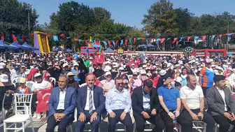 Esenler'de yaz okulu maratonu büyük şenlikle noktalandı