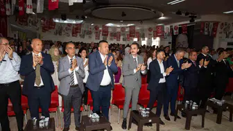 MHP Sarıgöl kongresinde yeni başkan Ahmet Serdar Dikmen oldu