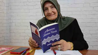 Bir saatlik okul hayatıyla 72 yaşında annesinin romanını yazdı
