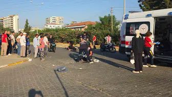Sabah mesaisinde motosiklet kazası 2 genç ağır yaralı