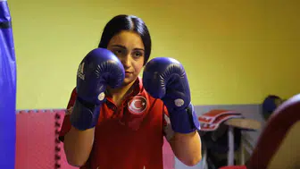 Kırşehirli Elif Tıraş sokaktaki bir olayla başladı dünyayı dize getirdi
