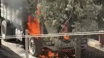 Nusaybin'de park halindeki kamyon küle döndü