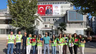 Denizli'de Sosyal Belediyecilikte Yeni Dönem Kapı Kapı Gezilerek Mahalle Karnesi Çıkarılıyor