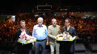 Gürsu’da armut festivali müzikle noktalandı