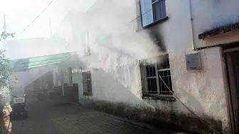 Menteşe’de unutulan ütü evi küle çeviriyordu
