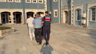Jandarma 23 ilde göçmen kaçakçılarına baskın yaptı, 31 kişi tutuklandı