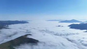 Gümüşhane'de bulutların üzerine çıkartan manzara