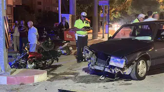 Kavşakta Tofaş ile motosiklet çarpıştı, sürücü hastanede