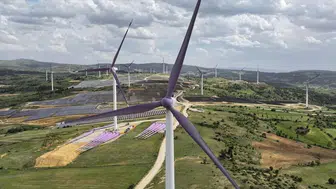 Türkiye elektriğini artık güneş ve rüzgardan üretiyor