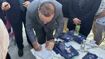 Bakan Kacır Afyon’da bizzat üye yaptı