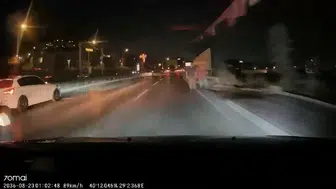 Aynası kırıldı, yaya kaçtı Sürücü şaşkın