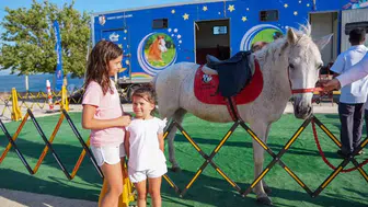Didim’de miniklere at binme heyecanı