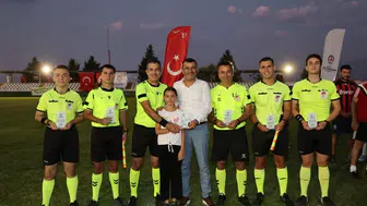 Denizli belediye çalışanları sahada ter döktü