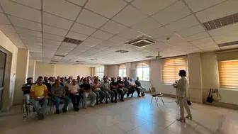 Burhaniye'de din görevlileri bağımlılıkla mücadele eğitimi aldı