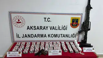 Aksaray'da jandarma narkotik ağı 2 ayrı ikamete eş zamanlı baskın