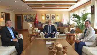 Bakan Ersoy ve Acun Ilıcalı turizm tanıtımı için masaya oturdu