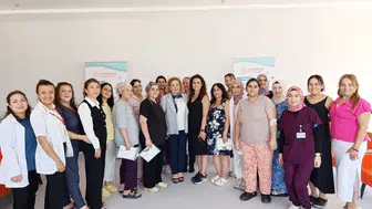 Aydın Şehir Hastanesi yeni anneleri bir araya getirdi