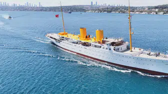 Atatürk'ün mirası Savarona Boğaz'da demirledi