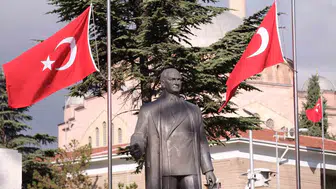 Eskişehir'de 30 Ağustos coşkusu: Başkan Ünlüce'den anlamlı mesaj