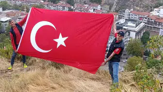 Amasya'nın zirvesinde yağmura inat 30 Ağustos gururu