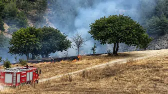 Karabük’te anız yangını ormanlık alana ulaşmadan durduruldu