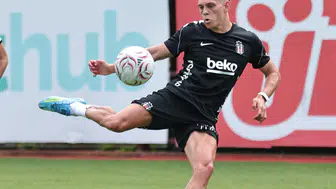 Leandro Trossard Beşiktaş formasıyla sahaya indi