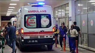 Şanlıurfa Ceylanpınar yolunda otomobil kazası 1 ölü 4 yaralı