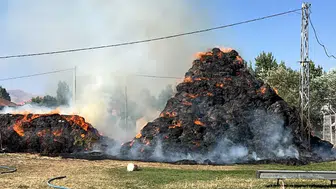 Yüksekova'da kışlık hazırlıklar alevlere teslim oldu