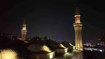 Bursa'da Kandil Gecesi Ulu Cami'de Dolup Taştı