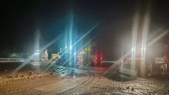 Sivas'ta sağanak yağış D-100 kara yolunu kilitledi