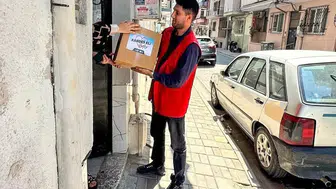 Efeler'de mutfaklara can suyu: Kardeş Eli projesiyle yüzler gülüyor