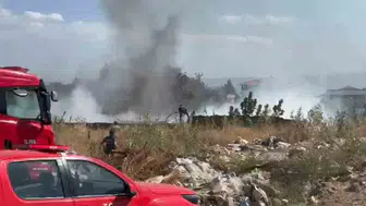 Efeler'de zeytinlikte alevler evleri tehdit etti Ekipler seferber oldu
