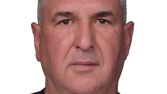 Bahçede otururken pompalı tüfekle vuruldu, eski muhtar hayatını kaybetti