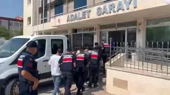 Kumluca’da esnafa çöken suç örgütüne jandarma baskını