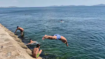 İstanbul kavrulunca İstanbullular sahile koştu