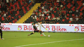 Gaziantep FK ve Alanyaspor mücadelesinden kareler