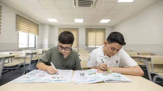 Mersin'de belediye kursuna giden 328 öğrenci nitelikli liselere yerleşti
