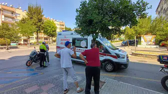 Aydın Efeler'de iki motosiklet kavşakta çarpıştı
