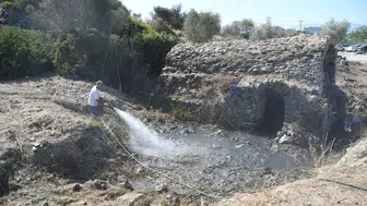 Kuşadası Roma Hamamı temizlenerek gün yüzüne çıkarıldı