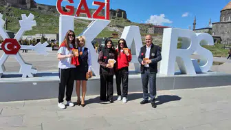 Kars sokaklarında şiddete karşı uyarı mesaisi