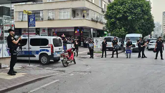 Adana'da Furkan Vakfı operasyonu Alparslan Kuytul gözaltına alındı