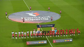 Samsunspor evinde Göztepe karşısında zor anlar yaşıyor