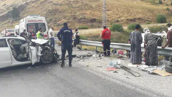Sivas'ta fındık işçilerini taşıyan minibüs devrildi 11 yaralı