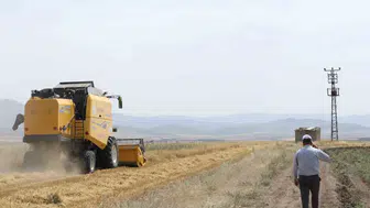 Erzurumlu çiftçinin hasat derdine belediyeden modern çözüm