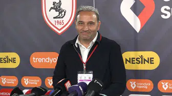 Fuat Çapa'dan Fenerbahçe maçı sonrası VAR isyanı: O pozisyon izlenseydi sonuç farklı olabilirdi