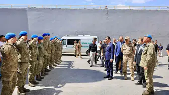 Bitlis'te trafik kazasında şehit olan uzman çavuş son yolculuğuna uğurlandı
