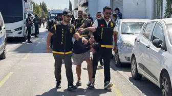 Adana'daki cinayetin zanlısı İstanbul'daki petshopta yakayı ele verdi