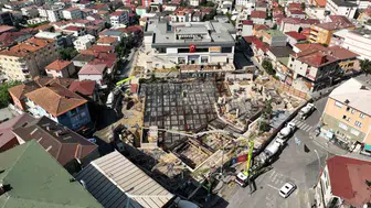 Dilovası Kent Meydanı inşaatında bodrum katlar tamamlandı