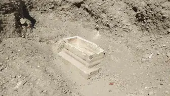 Mersin'de sağlık merkezi inşaatından tarihi lahit çıktı