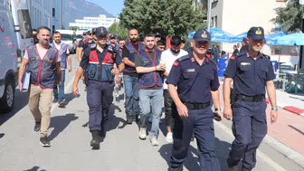 İnternetten iş ilanıyla dolandırıcı çetesi kurmuşlar